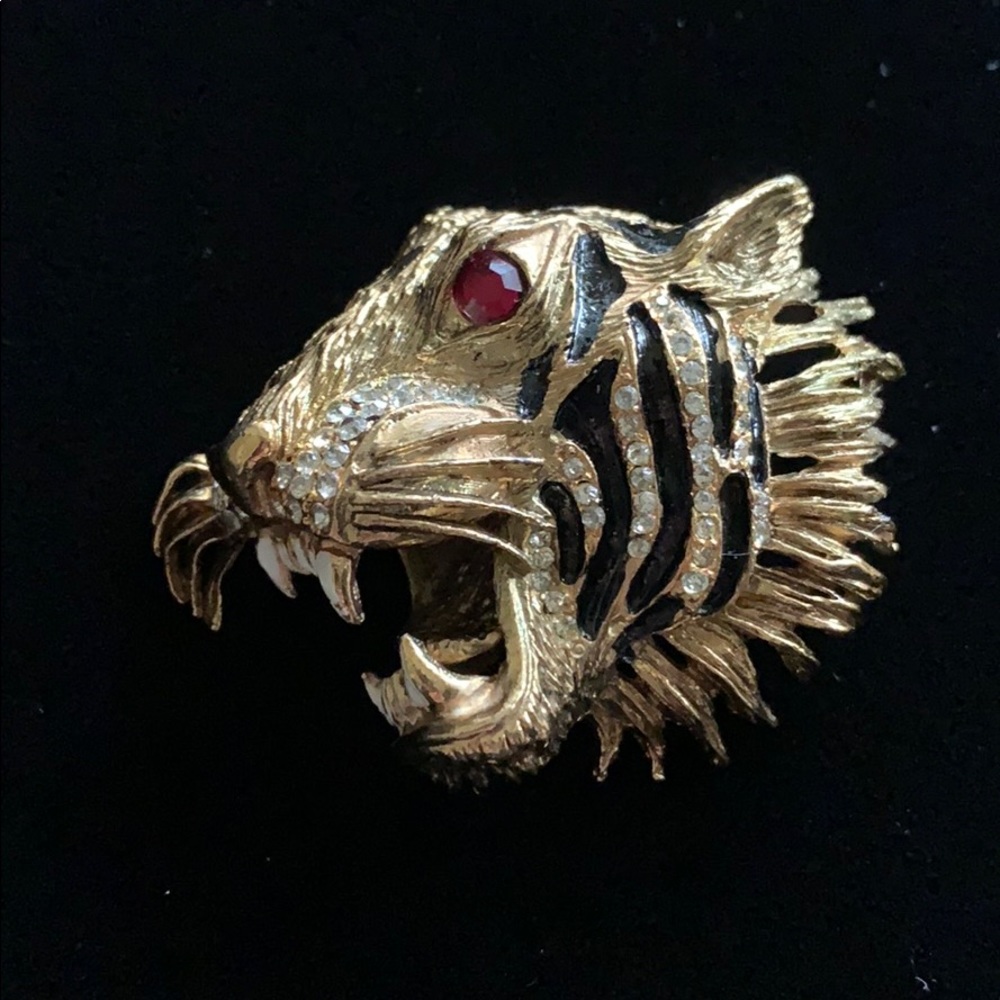 Hattie Carnegie Vintage Tiger Head Brooch Pin